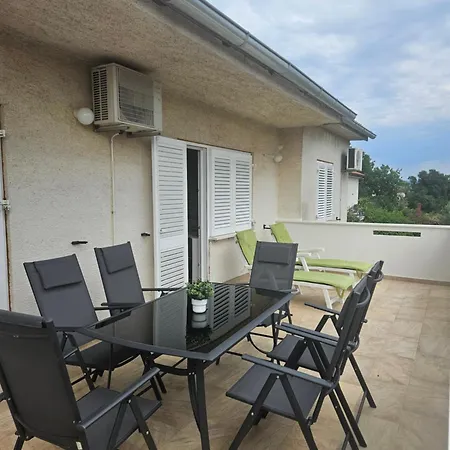 Apartmán Anna Omišalj