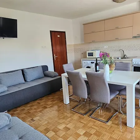 Apartmán Anna Omišalj
