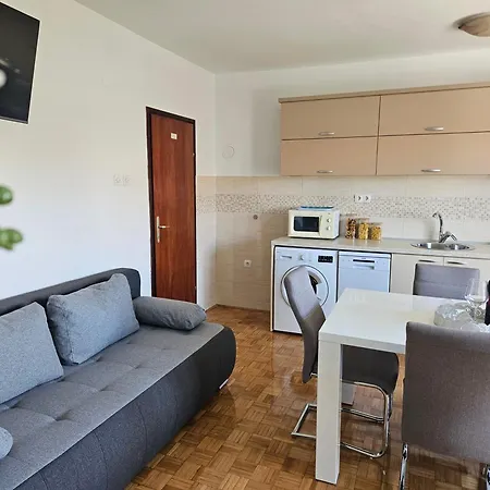 Apartmán Anna Omišalj
